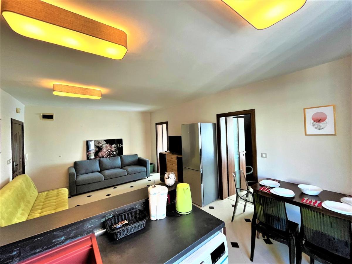 Botabara 312 Self Catering Beach Apartment Pomorie Buitenkant foto