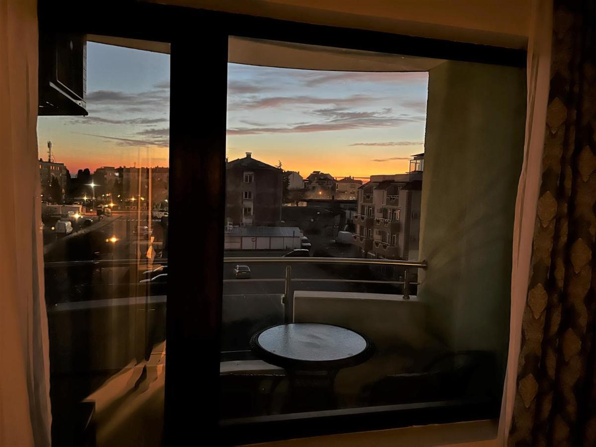 Botabara 312 Self Catering Beach Apartment Pomorie Buitenkant foto