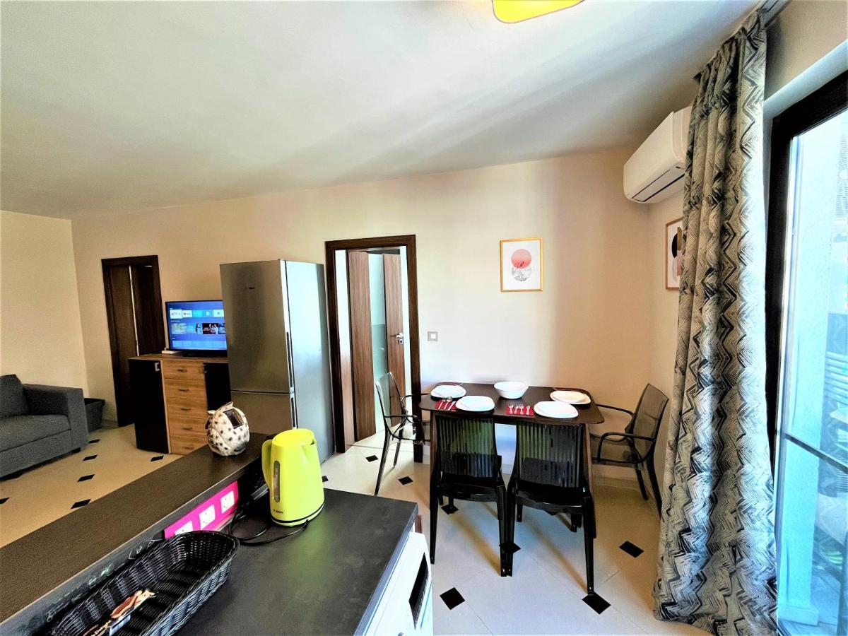Botabara 312 Self Catering Beach Apartment Pomorie Buitenkant foto