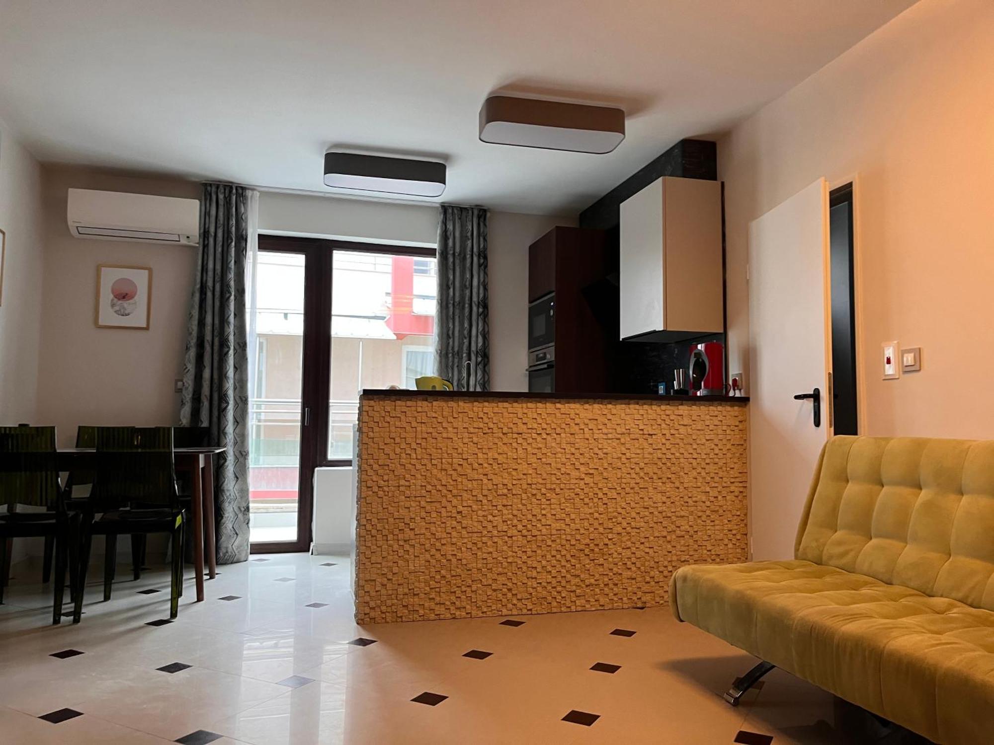 Botabara 312 Self Catering Beach Apartment Pomorie Buitenkant foto